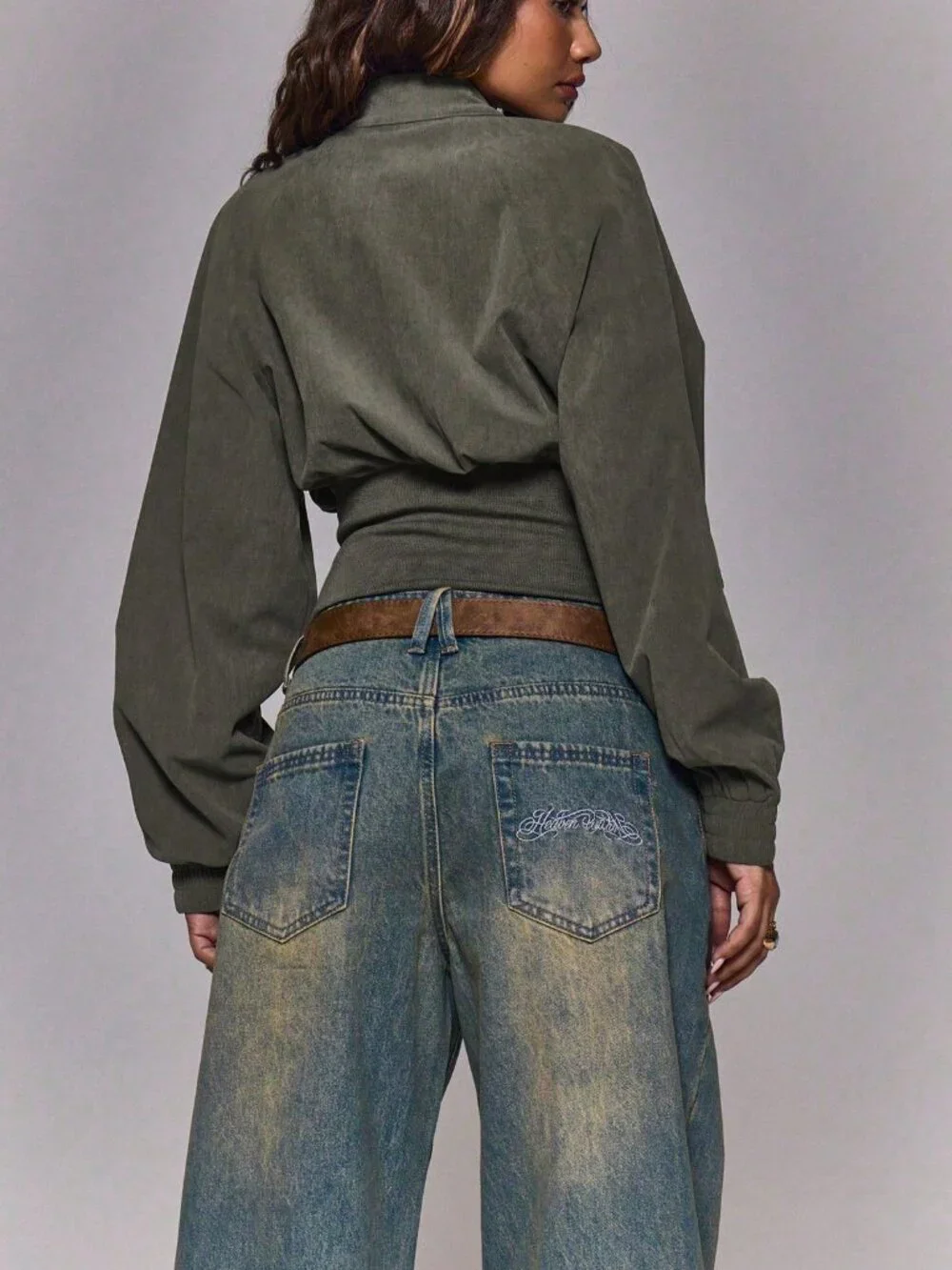 Casual Women's Button Detail and Cinched Waist Fitted Jacket